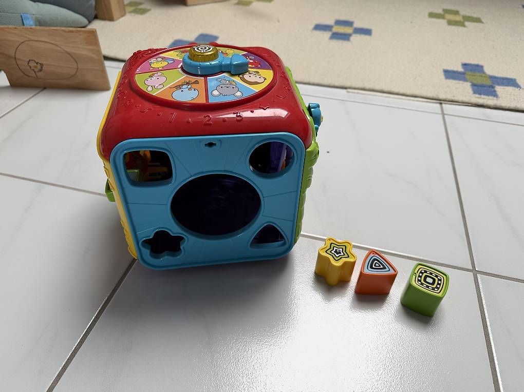 Giocattoli: Entdeckerwürfel Kleinkind Spielzeug  – Usato da Innerberg venduto da shopp 2