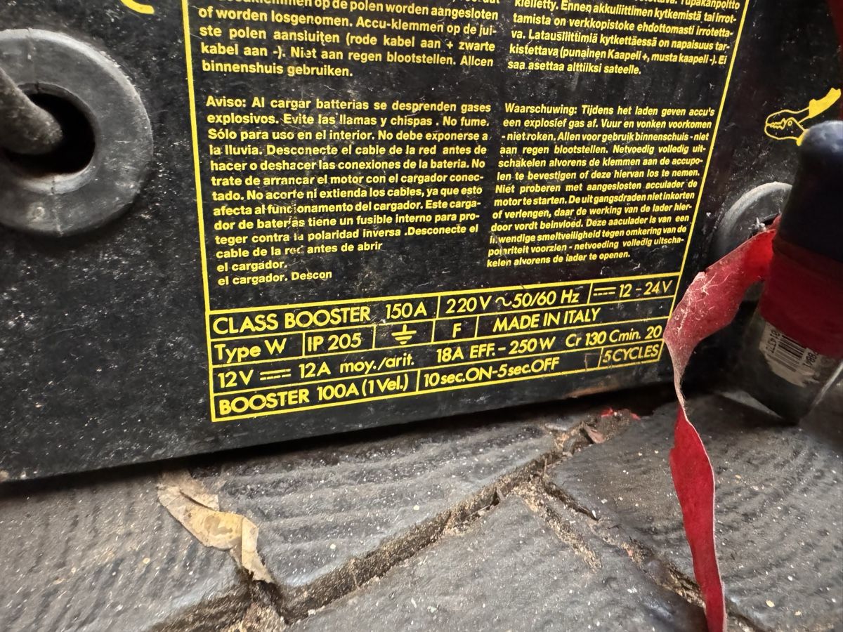 Caricabatterie: DECA Autobatterieladegerät Class Booster 150A, 12/24V – Usato da Künten venduto da tot_bw26 1