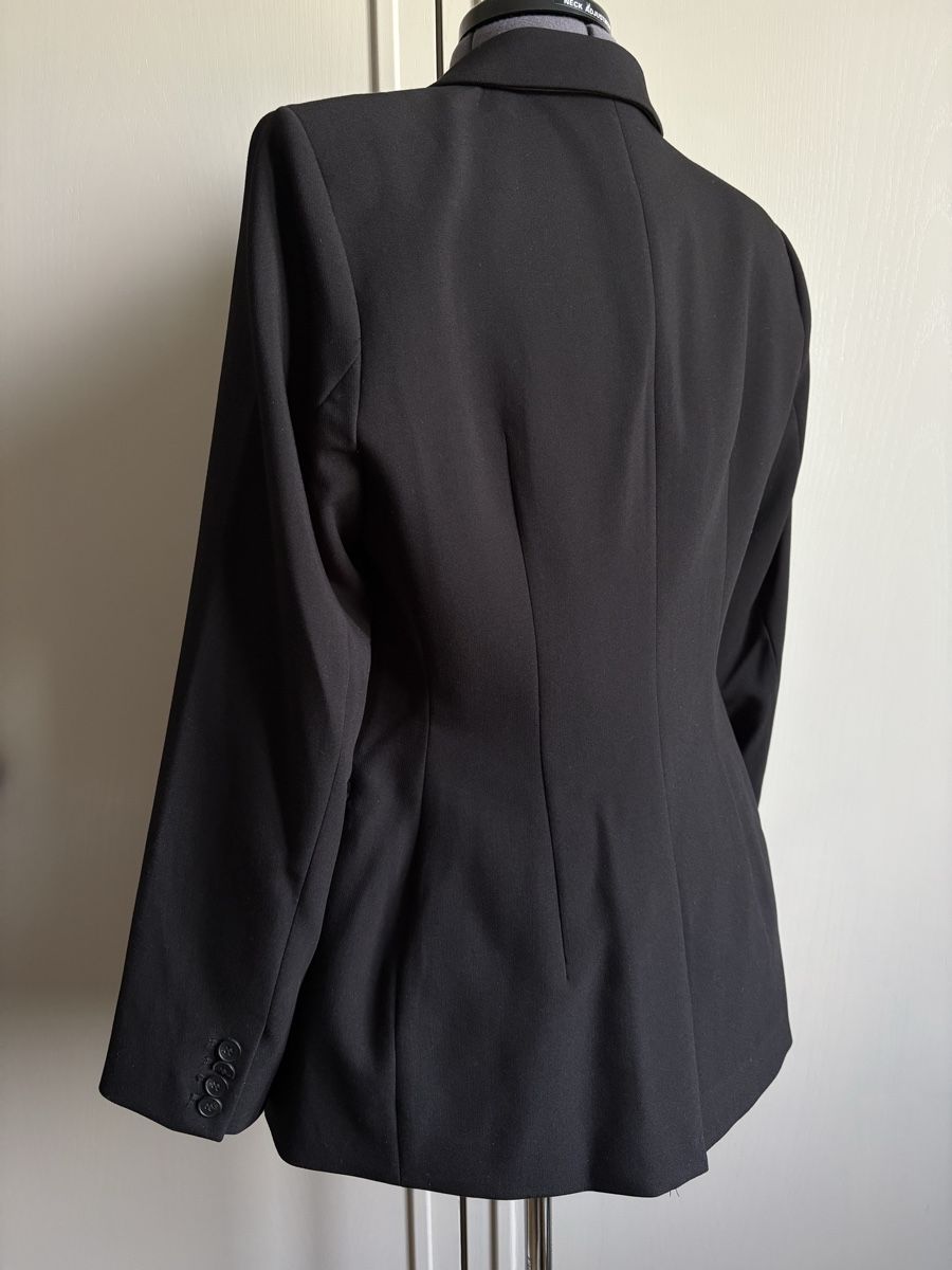 H&M Giacche: Damen Blazer schwarz H&M 38 – Nuovo (secondo la descrizione) da Oensingen venduto da Chicotus 2