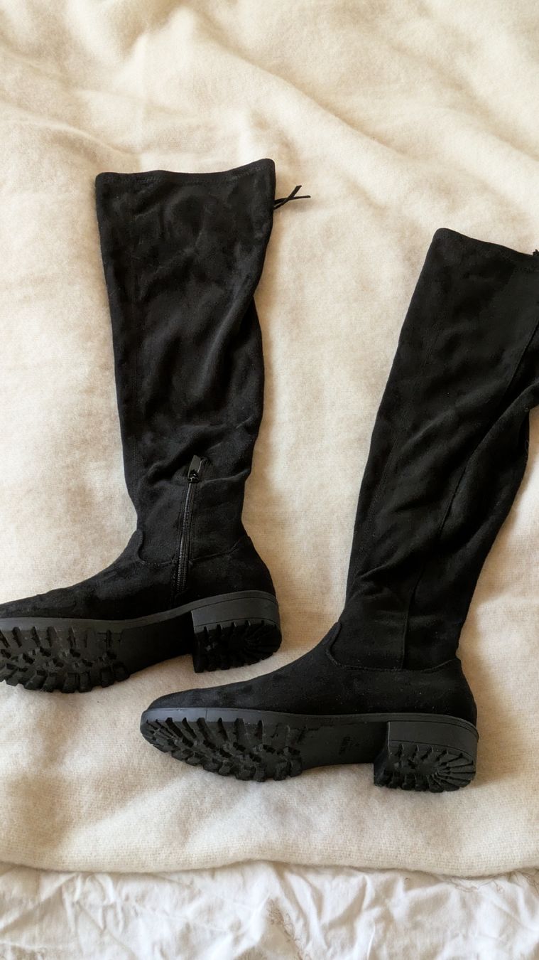 Anna Field Scarpe da donna: Overknee Stiefel Schwarz Gr. 39 – Usato da Trüllikon venduto da NAURELIJ