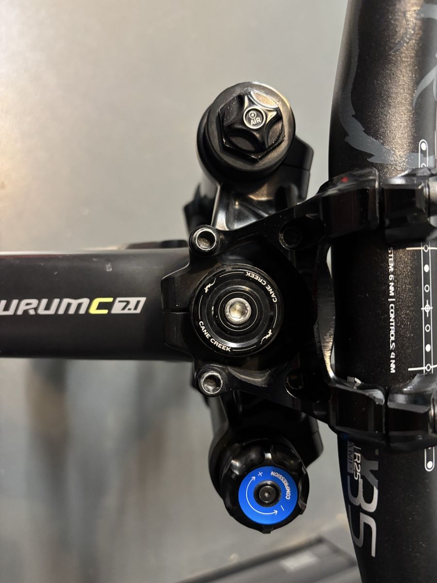 Norco Biciclette: Custom Norco Aurum C7.1 – Usato da Wattwil venduto da Mueller842 3