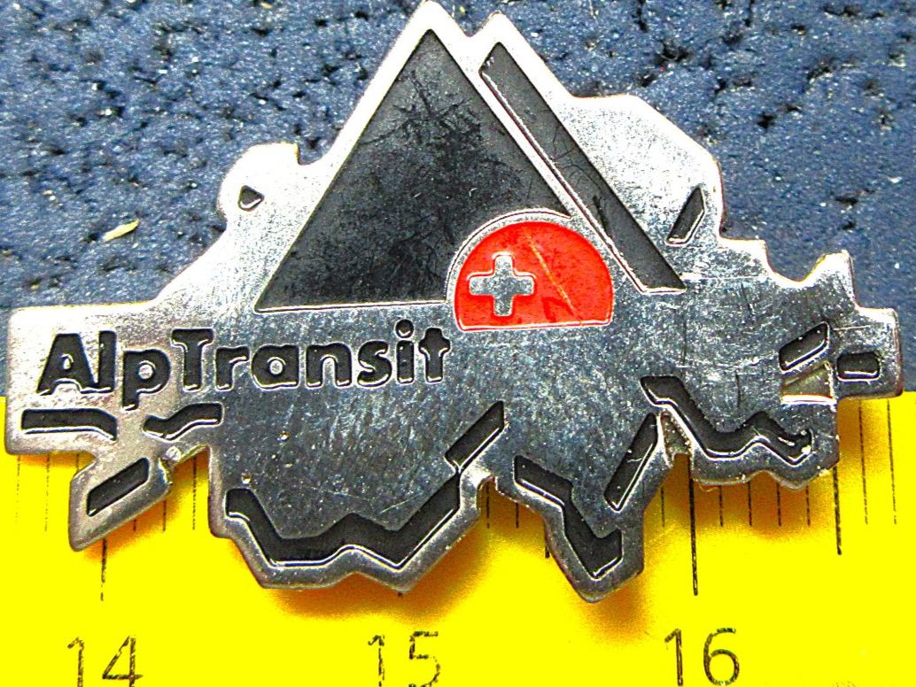 Swiss Placchette & Badge: BAHN SCHWEIZ PIN "ALPTRANSIT" SILBRIG – Usato da Ettingen venduto da Hausi4711 1
