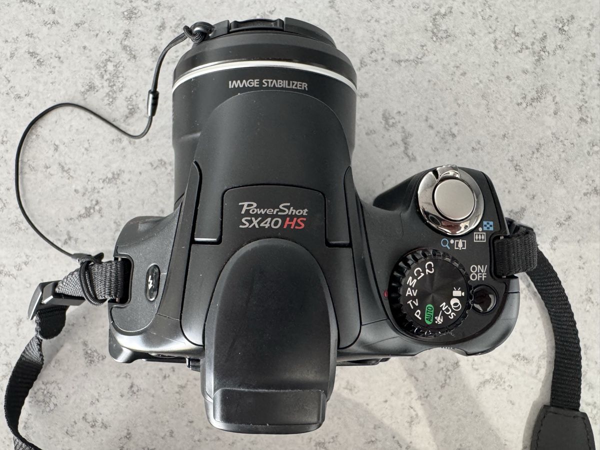 Canon Fotocamera: Digitalkameras Canon und Panasonic – Usato da Riggisberg venduto da Blackboeri 2