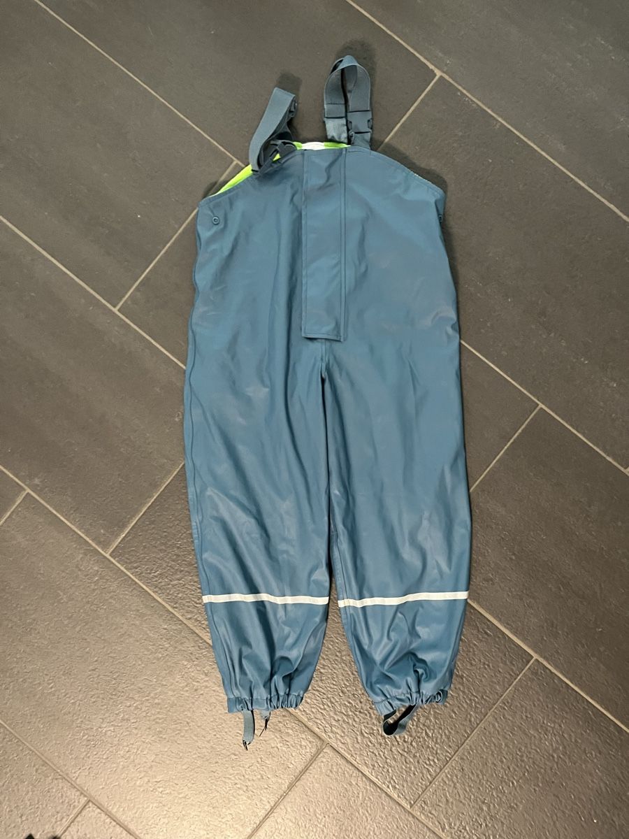 Kleiderpakete: Regenjacke und -Hosen Gr. 122-128 – Gebraucht aus Rottenschwil von gle81 2