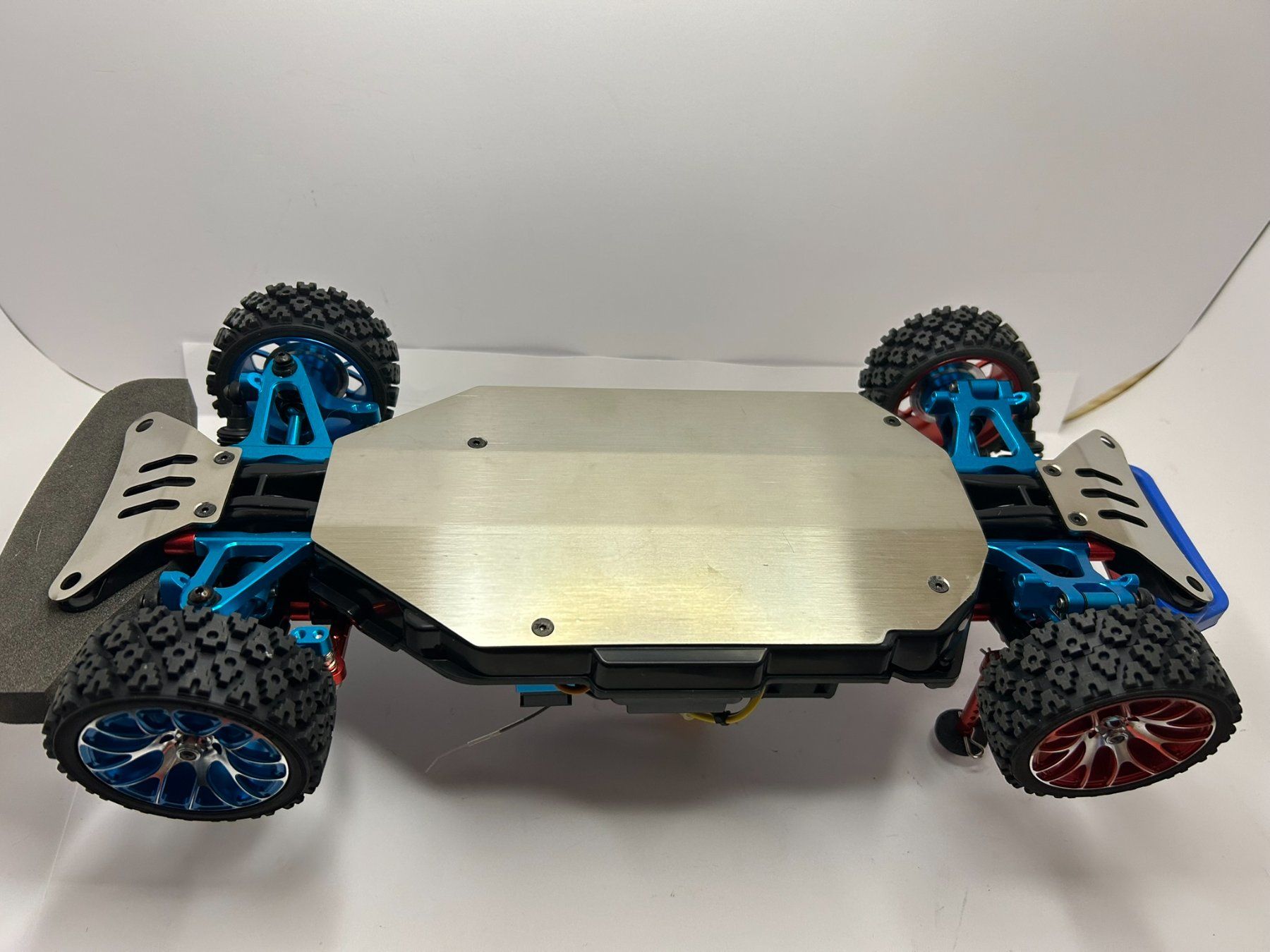Tamiya Modellismo RC: Tamiya TT02  Fahrgestell Upgrade – Nuovo (secondo la descrizione) da Oberkulm venduto da Dampflokeli 3