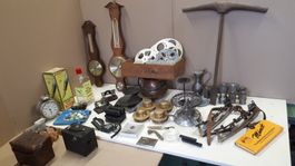 Antiquitäten, Raritäten, Werkzeug, Barometer, usw.