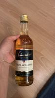 Williamsliqueur Vieux Williams 42% Alkohol Flasche