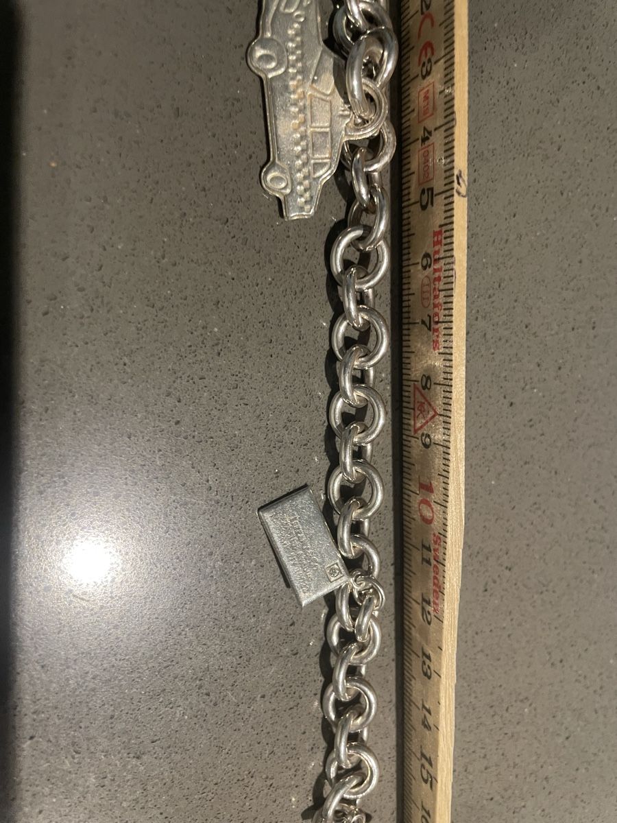 Tiffany & Co. Armbänder & -reifen: Tiffany&CO Armband mit 2 Anhänger – Gebraucht aus Ebikon von loy_wjg6 2