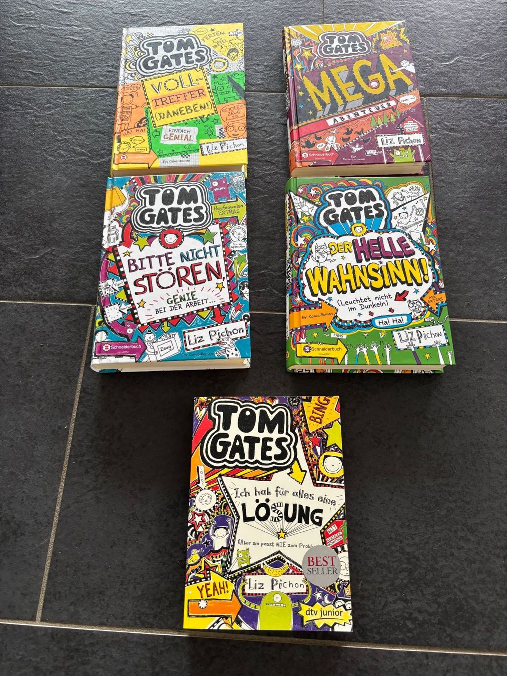 Libri: 5 Tom Gates Bücher – Usato da Lufingen venduto da NicJo 1