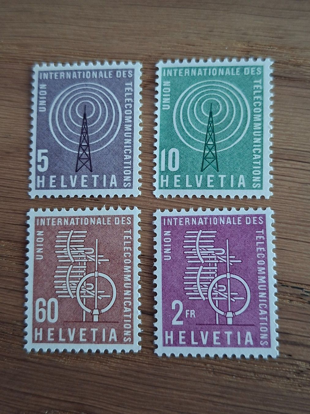 Tutti i francobolli: Dienstmarken: UIT 1958 – Nuovo (secondo la descrizione) da Hinterkappelen venduto da 1399
