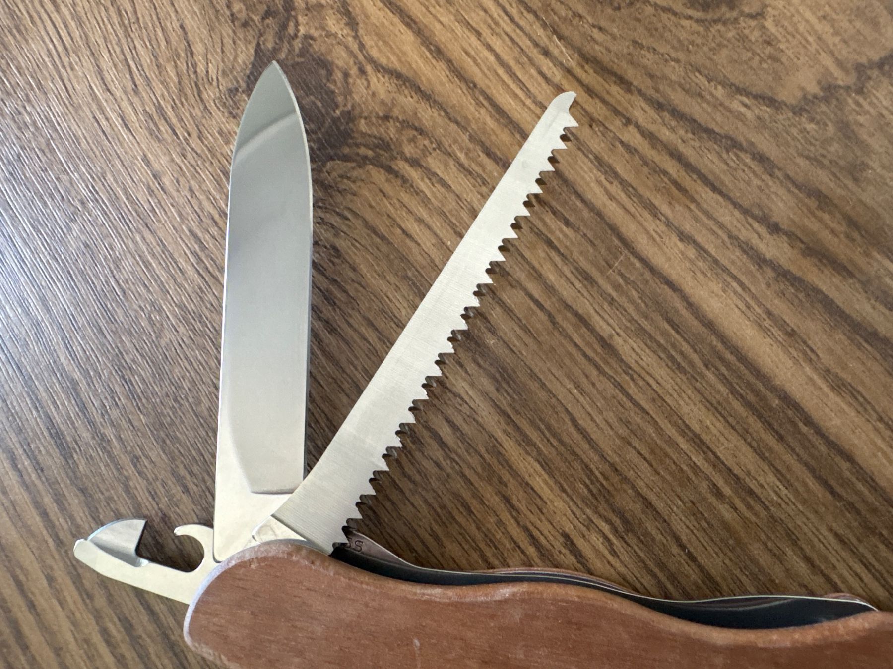 Victorinox Coltelli tascabile: VICTORINOX - Forester Wood - Sackmesser – Usato da Andwil SG venduto da Rainboli 4