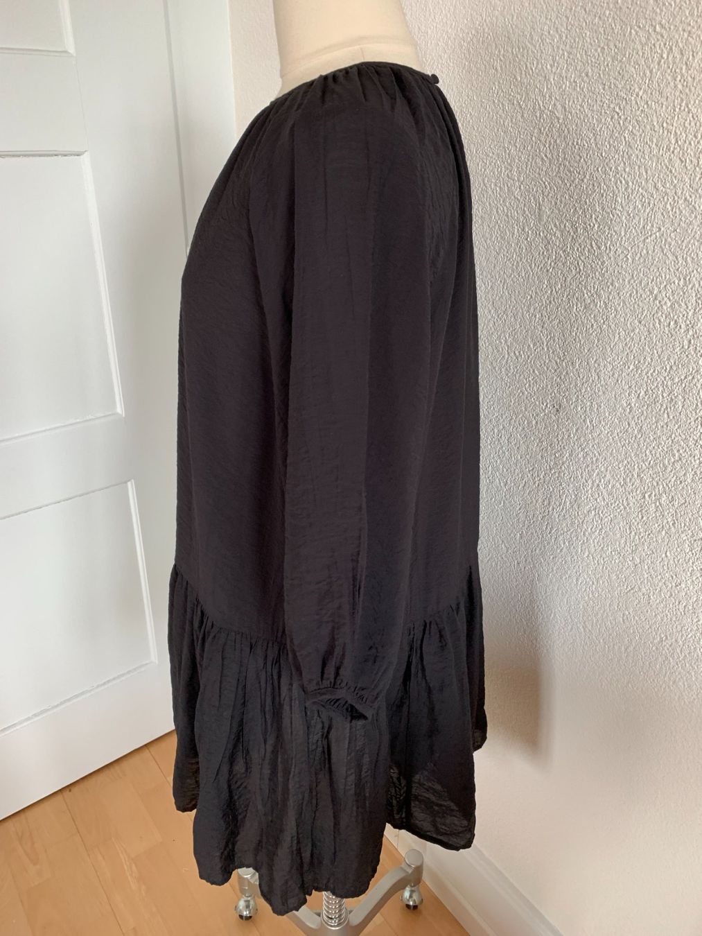 H&M Vestiti: H&M Damen Kleid, in Gr. S, Schwarz – Usato da Worb venduto da farben20zauber 1