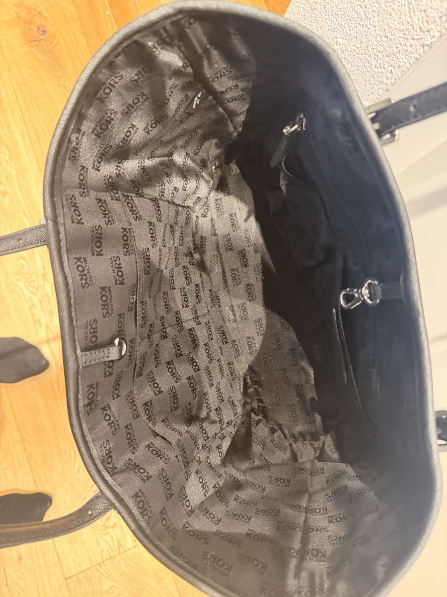 Taschen: Michael Kors Orginal – Gebraucht aus St. Niklaus VS von jas_13 1