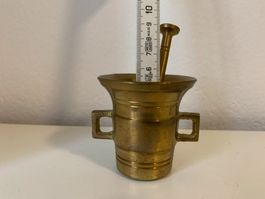 Mörser aus massivem Messing (3)