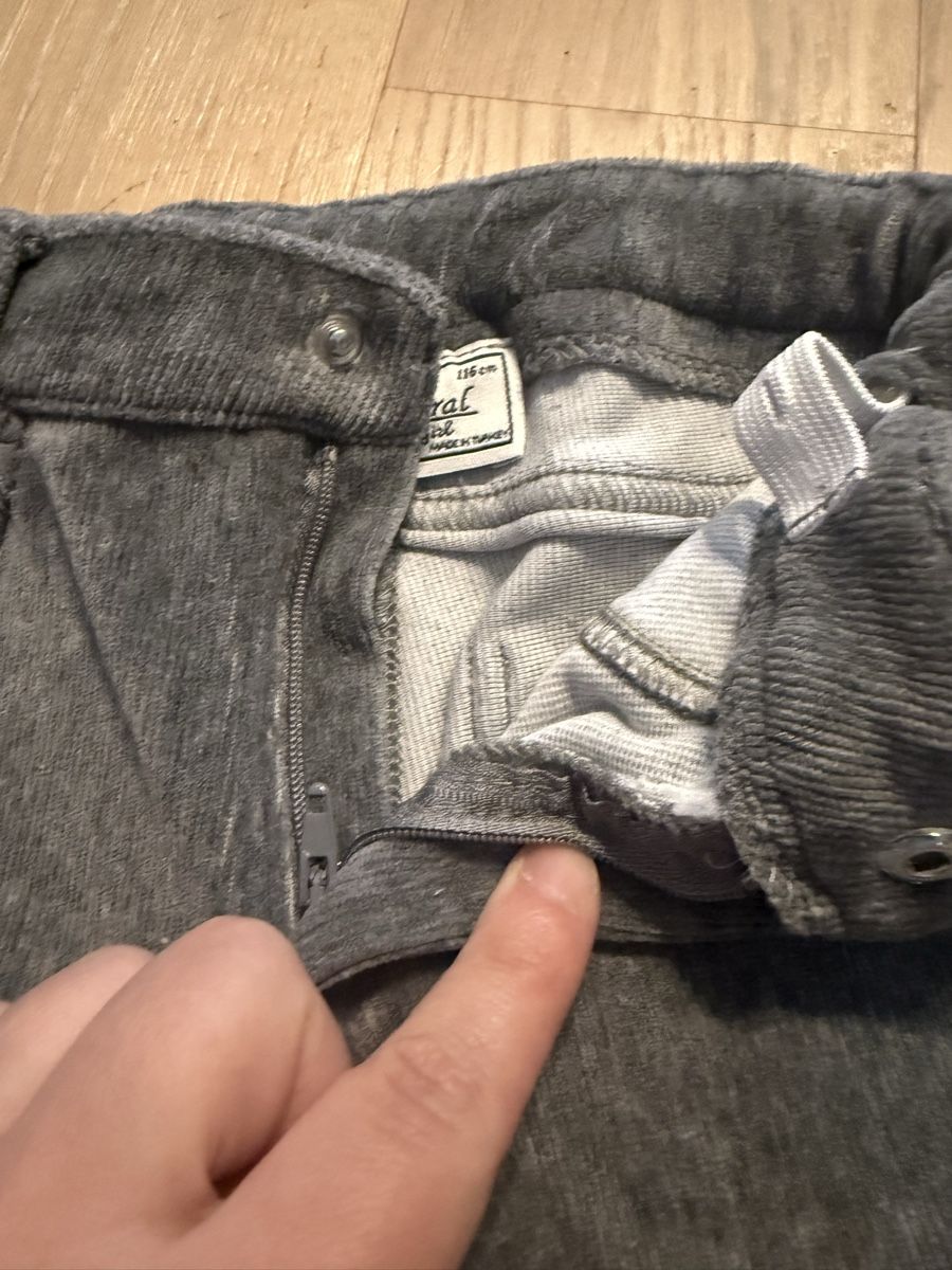 Pantaloni: Mayoral Mädchen Cordhose, Gr. 116 – Usato da Winkel venduto da zucchetti 2