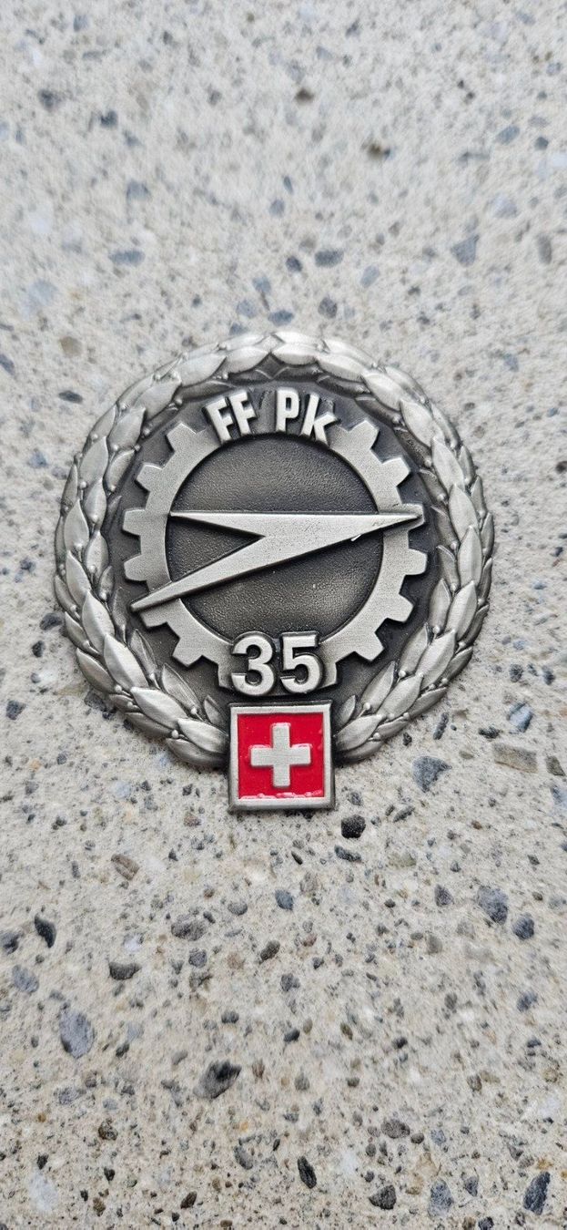 Schweizer Armee Placchette & Badge: *** Beretemblem Silber Schweizer Armee *** – Nuovo e nell'imballaggio originale da Riedholz venduto da fr_sIruP