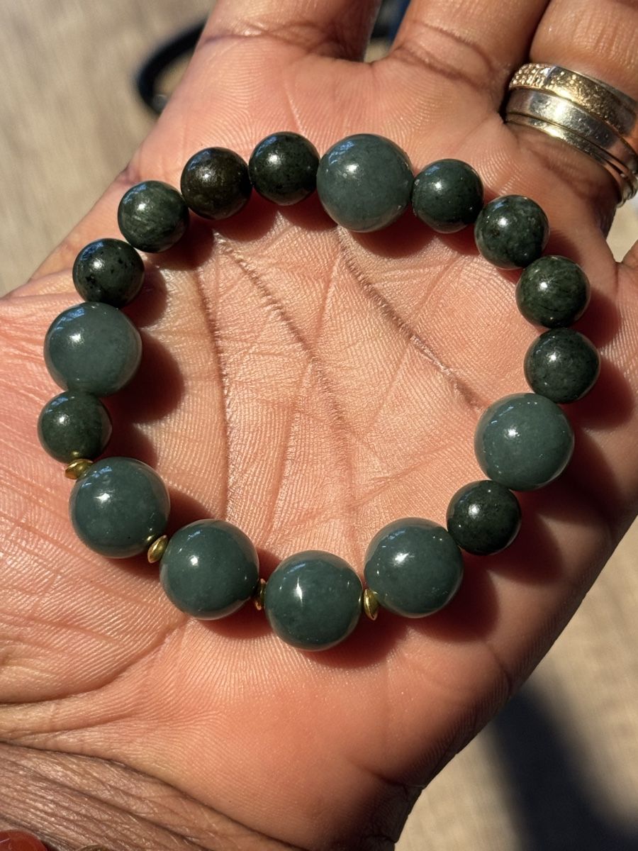 Armbänder & -reifen: Éclat Impérial de Jade / Or 18k – Neu und originalverpackt aus Balzers von coco749 5