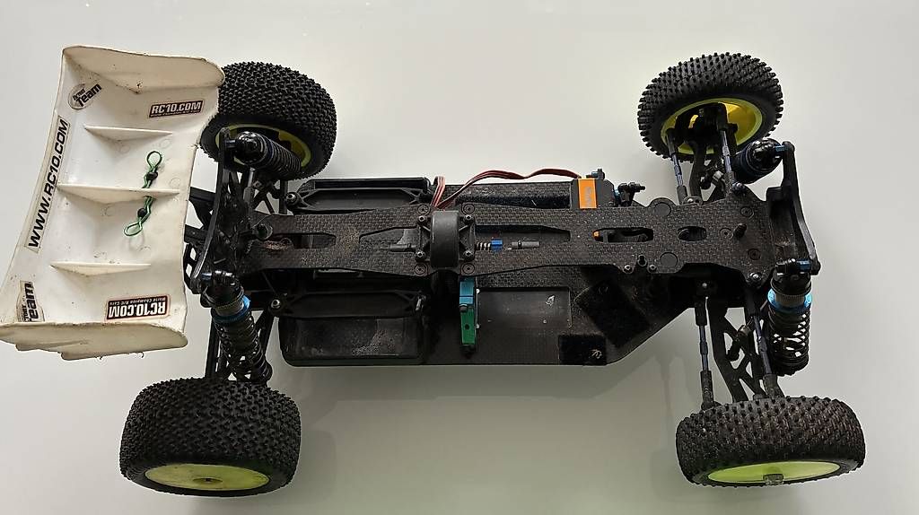 Modellismo RC: Team Associated B44.2 4WD Buggy – Usato da Buus venduto da pirlan 2