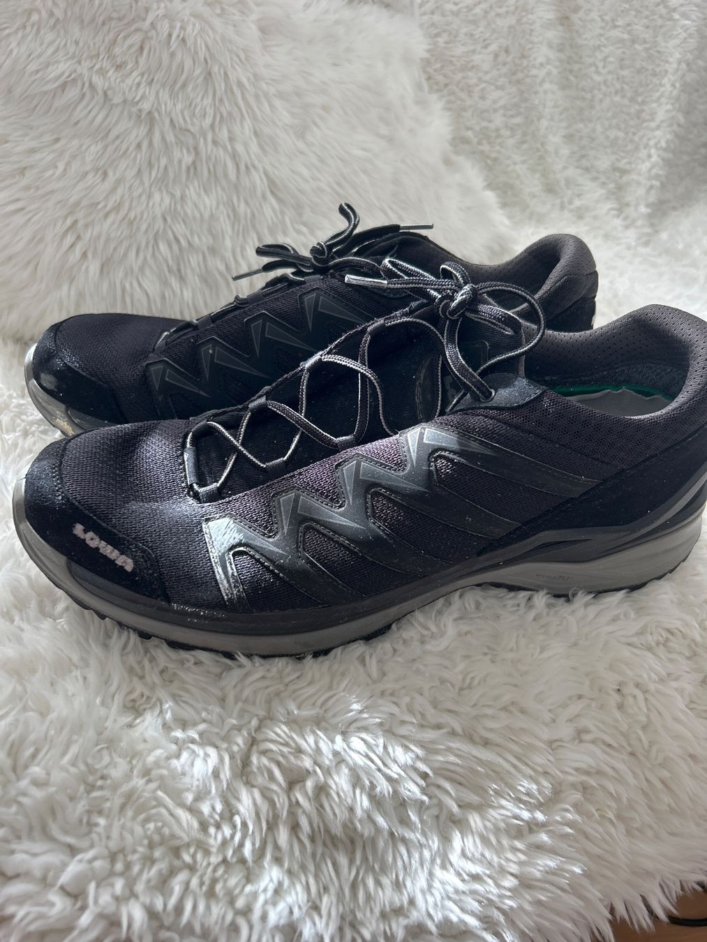 Lowa Scarpe da uomo: Lowa 49,5 – Usato da Unterägeri venduto da Hallihallox 1