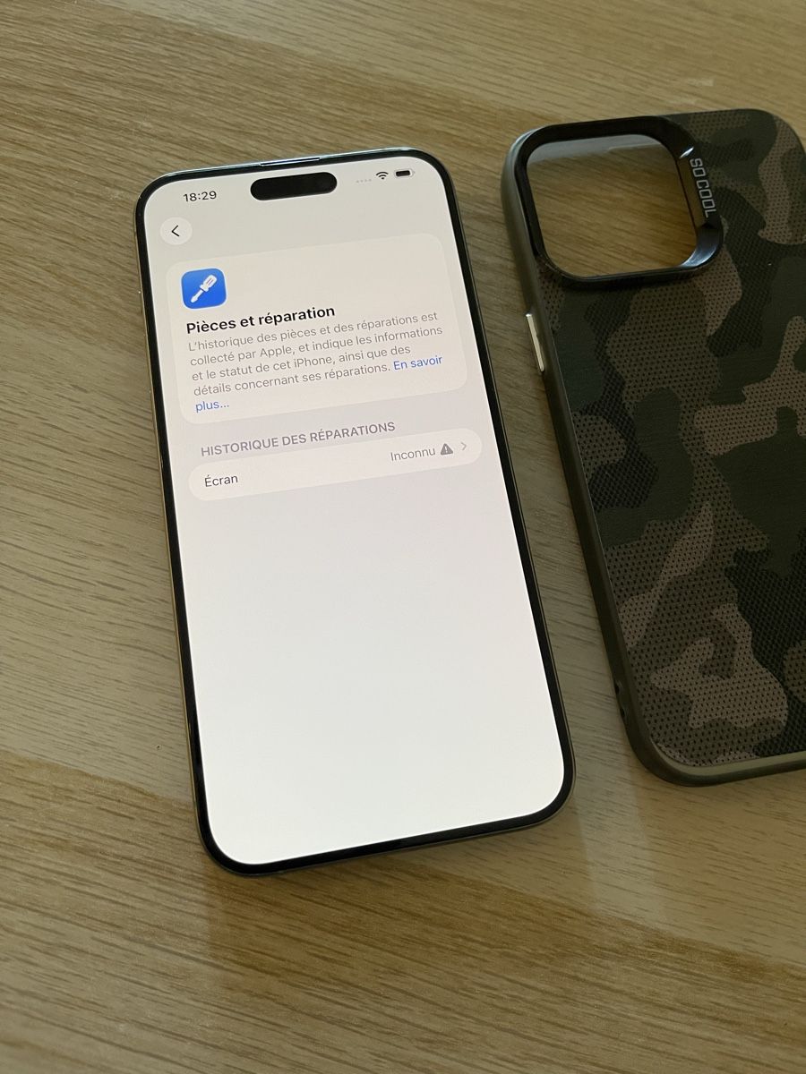 Apple Telefoni cellulari / Smartphones: IPhone 15 pro Max 256gb – Usato da Biel/Bienne venduto da ML31 9
