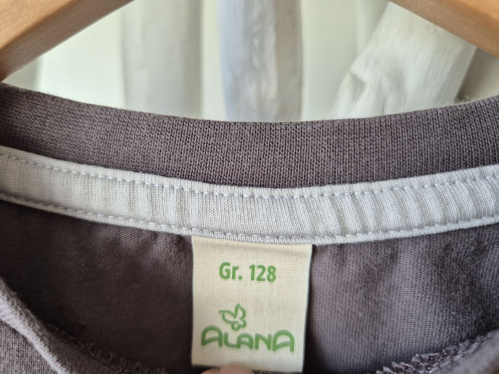 Pullover & Sweatshirts: Langarmshirt-Set Gr. 128, Dinos Bagger, Top Quali – Gebraucht aus Zollikerberg von ExcellenceInProducts 3