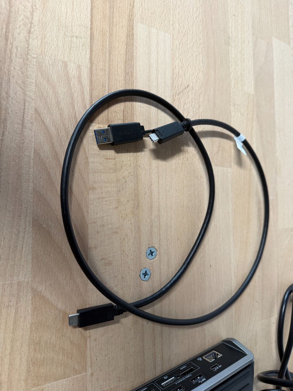 Targus Docking station: Targus Universal USB-C Dual Video 4K Dock mit Strom, Schwarz – Usato da Studen BE venduto da jwanko 8
