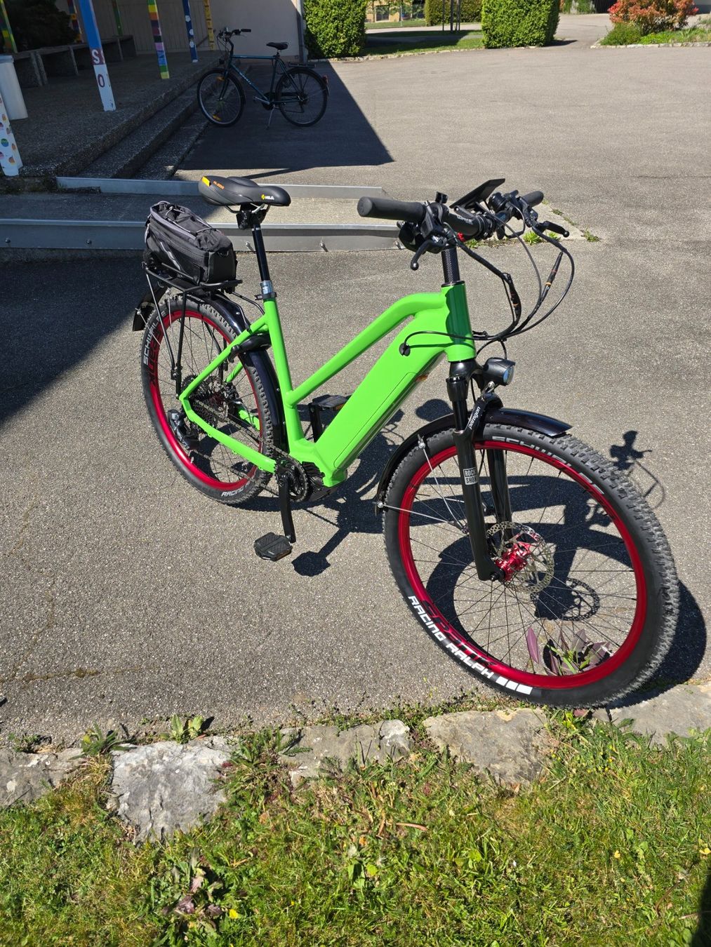 Velos: Custom E-MTB, Bafang M600, 140 N/m neuwertig – Gebraucht aus Flumenthal von Zermatty 1