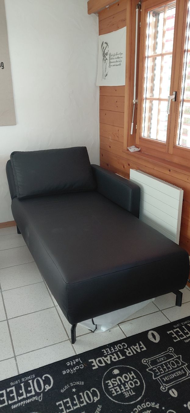 Sofas: Schlafsofa – D'occasion à Krattigen par sei_vn8b