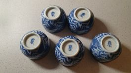5 japanische Sakebecher, handgemalt, gemarkt, wohl antik