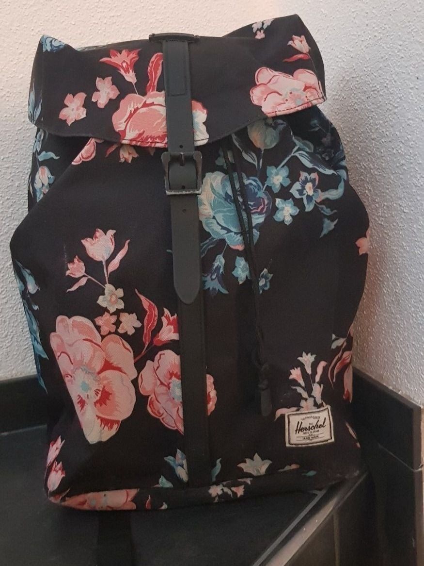 Herschel Zaini: Herschel Rucksack, Blumenmuster – Usato da Walterswil SO venduto da peiper2