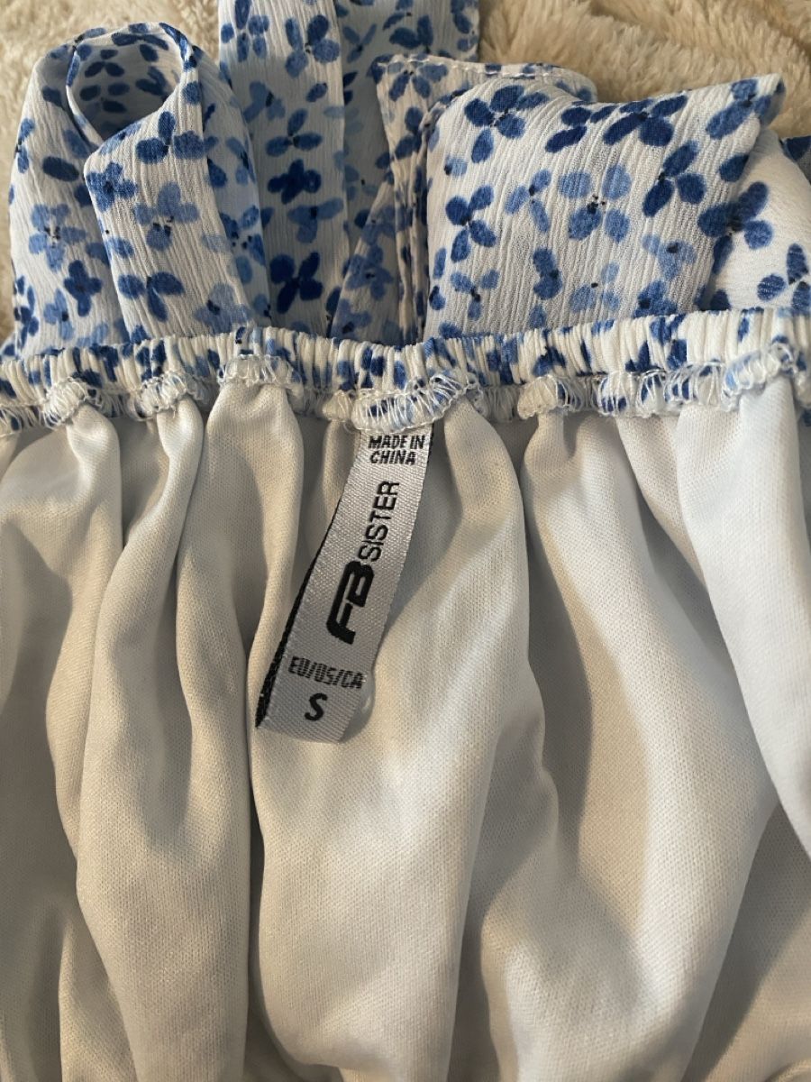 Tops: New yorker top – D'occasion à Rorschach par vil_yt9d 2