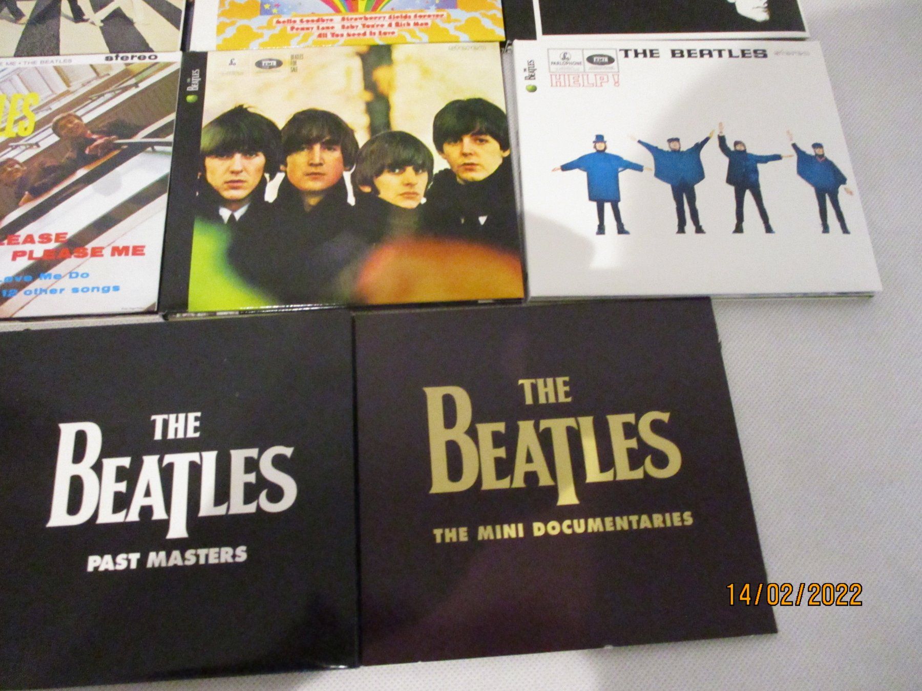 CD: 14 Beatles Alben, plus 1 DVD – Usato da Liestal venduto da Disc-Point 3