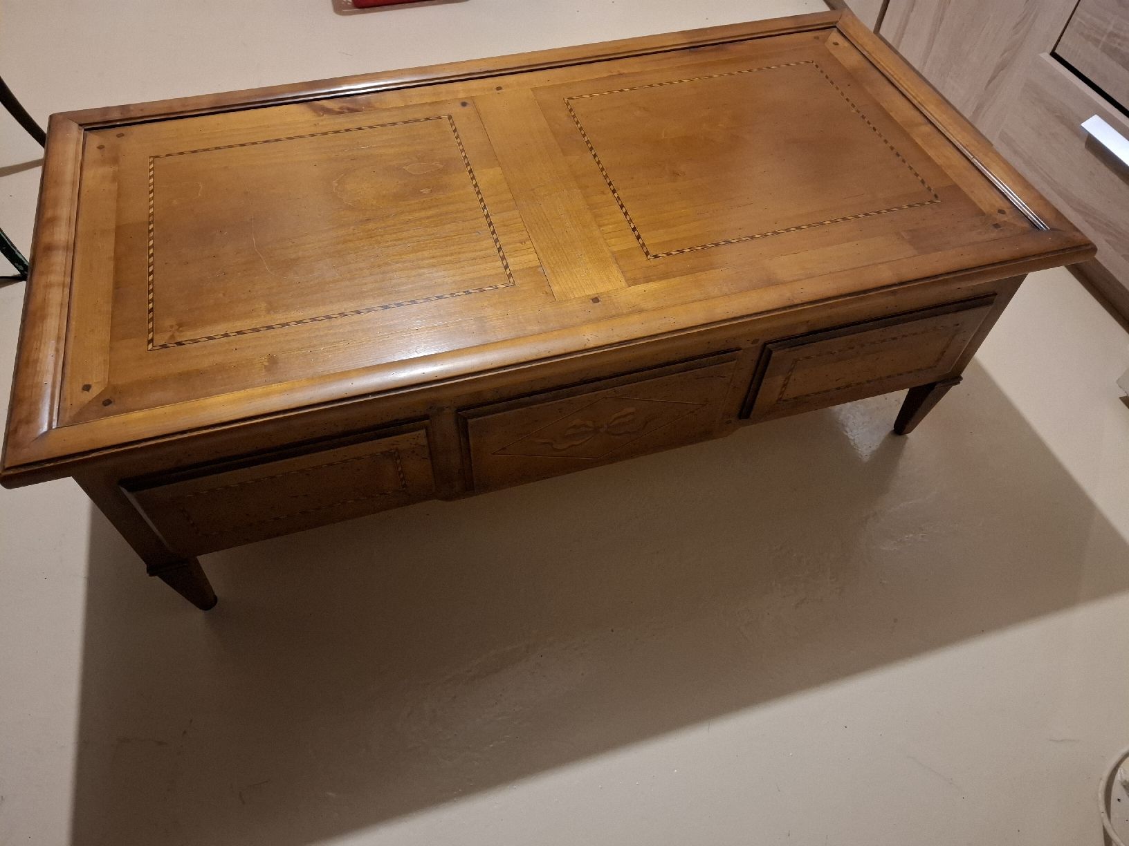 Tavoli: table basse en merisier massif Roche Bobois – Usato da Vernier venduto da mimi1963 4