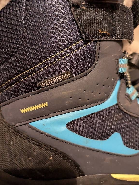Scarpe per ragazzi: Kinder-Winterstiefel – Usato da Utzenstorf venduto da dil_7bt7 2