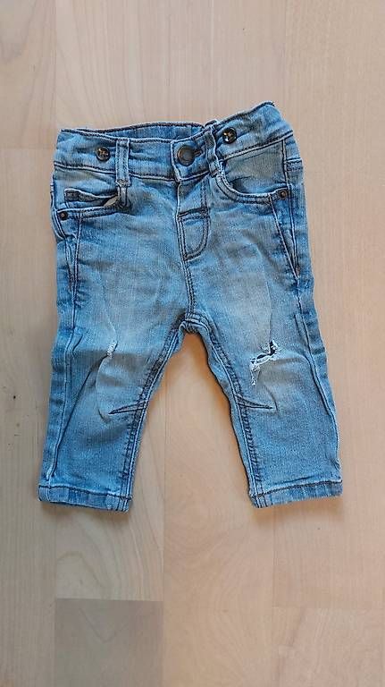 Pantaloni: Baby Jeans – Usato da Wohlenschwil venduto da fabulous86 1