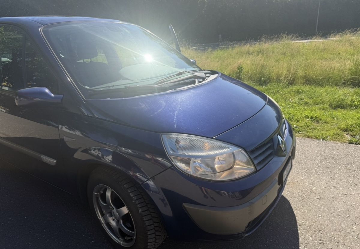 Renault Autos: Renault Scenic – D'occasion à Bülach par Miki1995_1 1