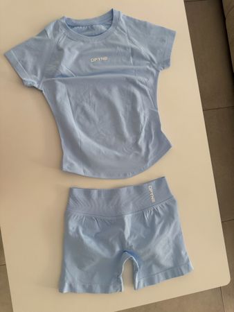 Sportswear Set T-Shirt and Shorts Blue Size S new