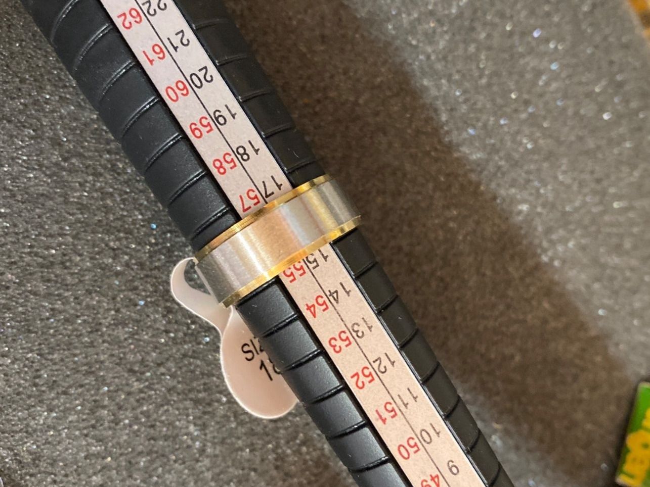 Anelli: BAGUE - BELLE - ACIER - DORE – Nuovo (secondo la descrizione) da Le Brassus venduto da cinema13
