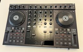 Native Instruments Traktor Kontrol S4 MK1 – Ungetestet / Bas