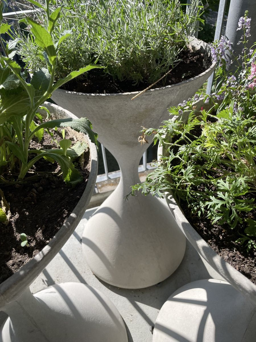 Eternit Vasi per fiori: 3 Guhl Spindeln, Diabolo – Usato da Zürich venduto da Punkt... 2