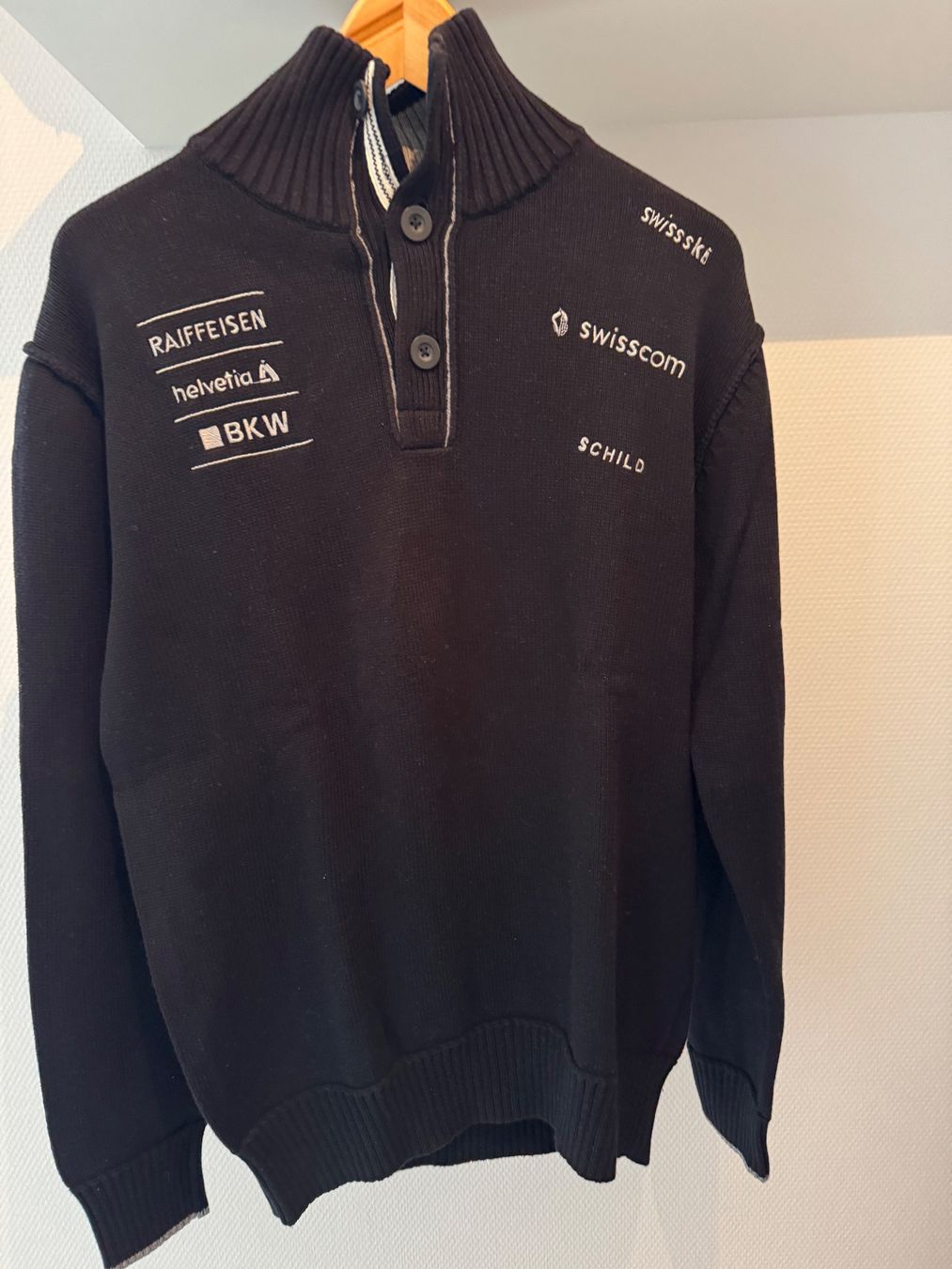 Maglioni & Felpe: Swiss Ski Pullover – Nuovo (secondo la descrizione) da Zürich venduto da maj_x5cp 4