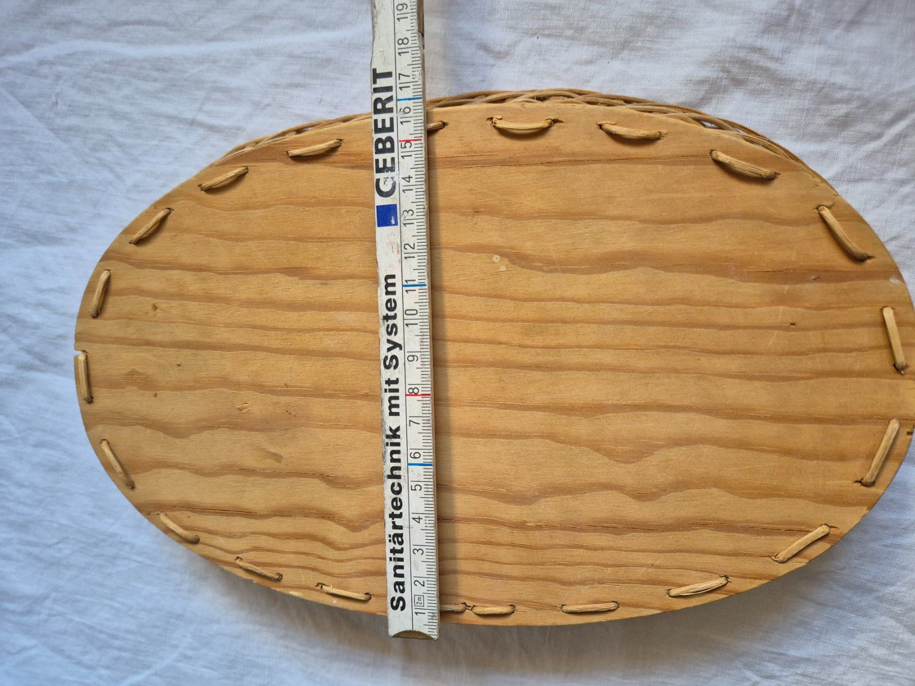 Sonstiges für Haushalt & Wohnen: Corbeille en osier et bois clair, 27 x 16.5 – Gebraucht aus Fey von sverigi 3