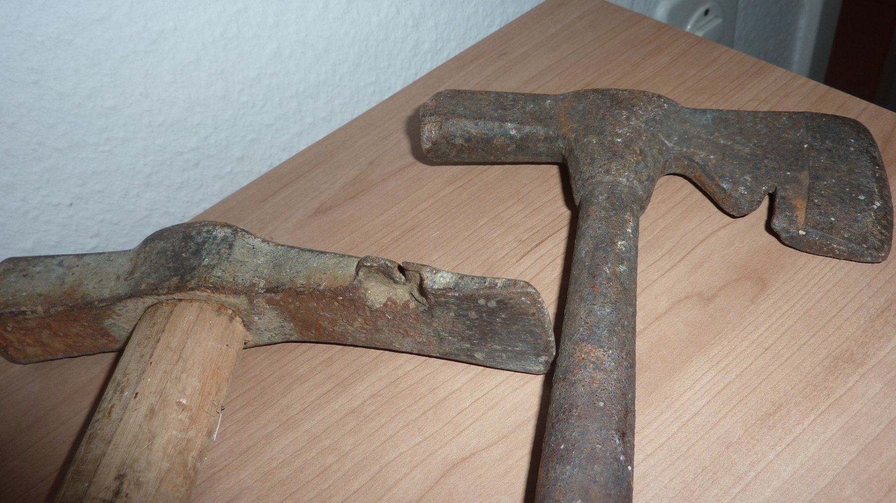 Tutti gli attrezzi: 2 maurerhammer – Nuovo (secondo la descrizione) da Füllinsdorf venduto da pmarkus 1