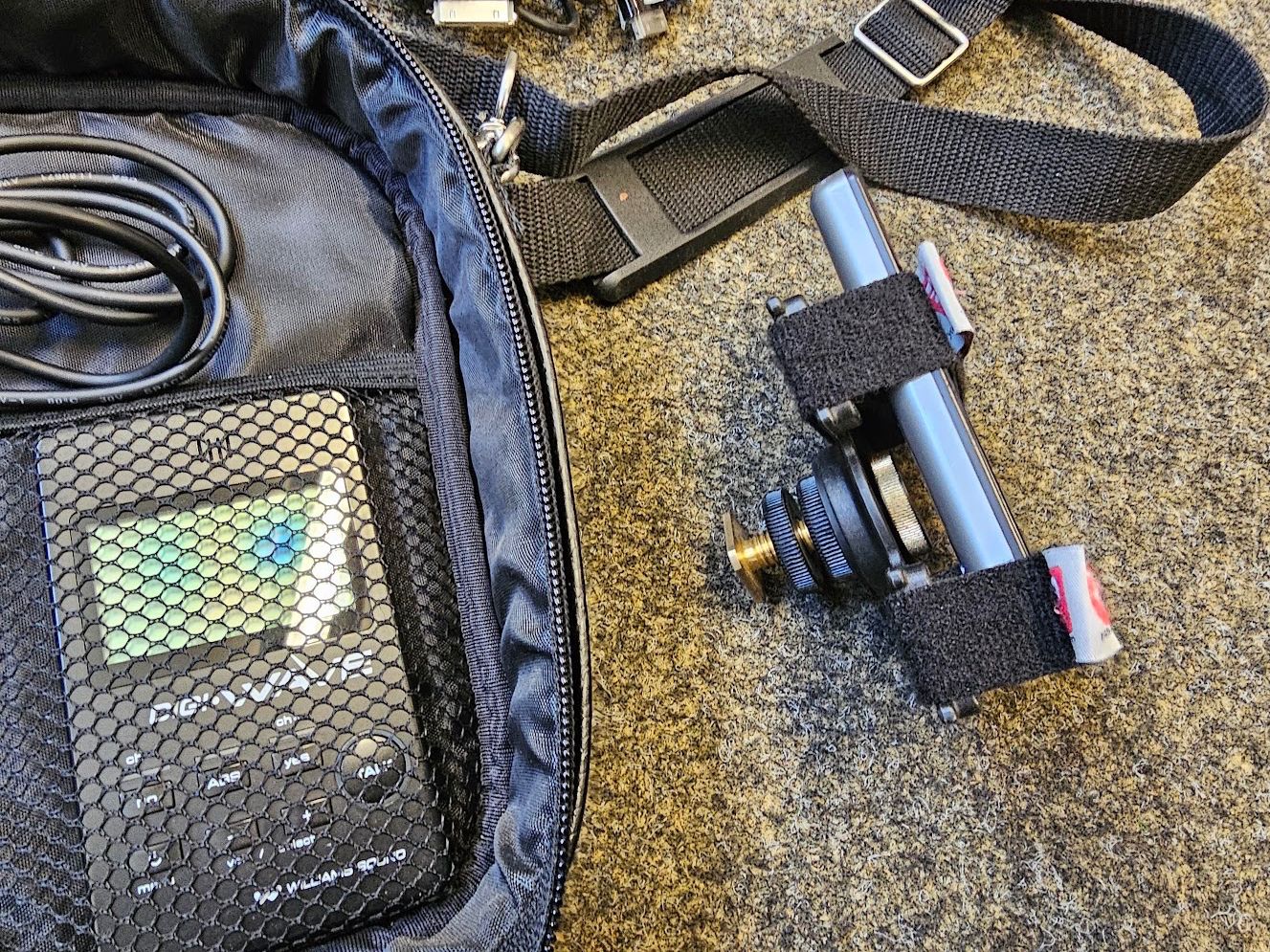 Funktechnik: Digi-Wave Wireless Intercom System mit 4 Einheiten – Gebraucht aus Neuhausen von PBMG 4