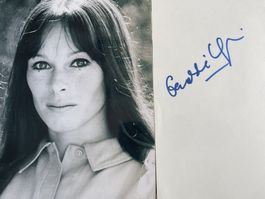 GERALDINE CHAPLIN - SIGNED ALBUM PAGE - PARIS 1988 MIT COA