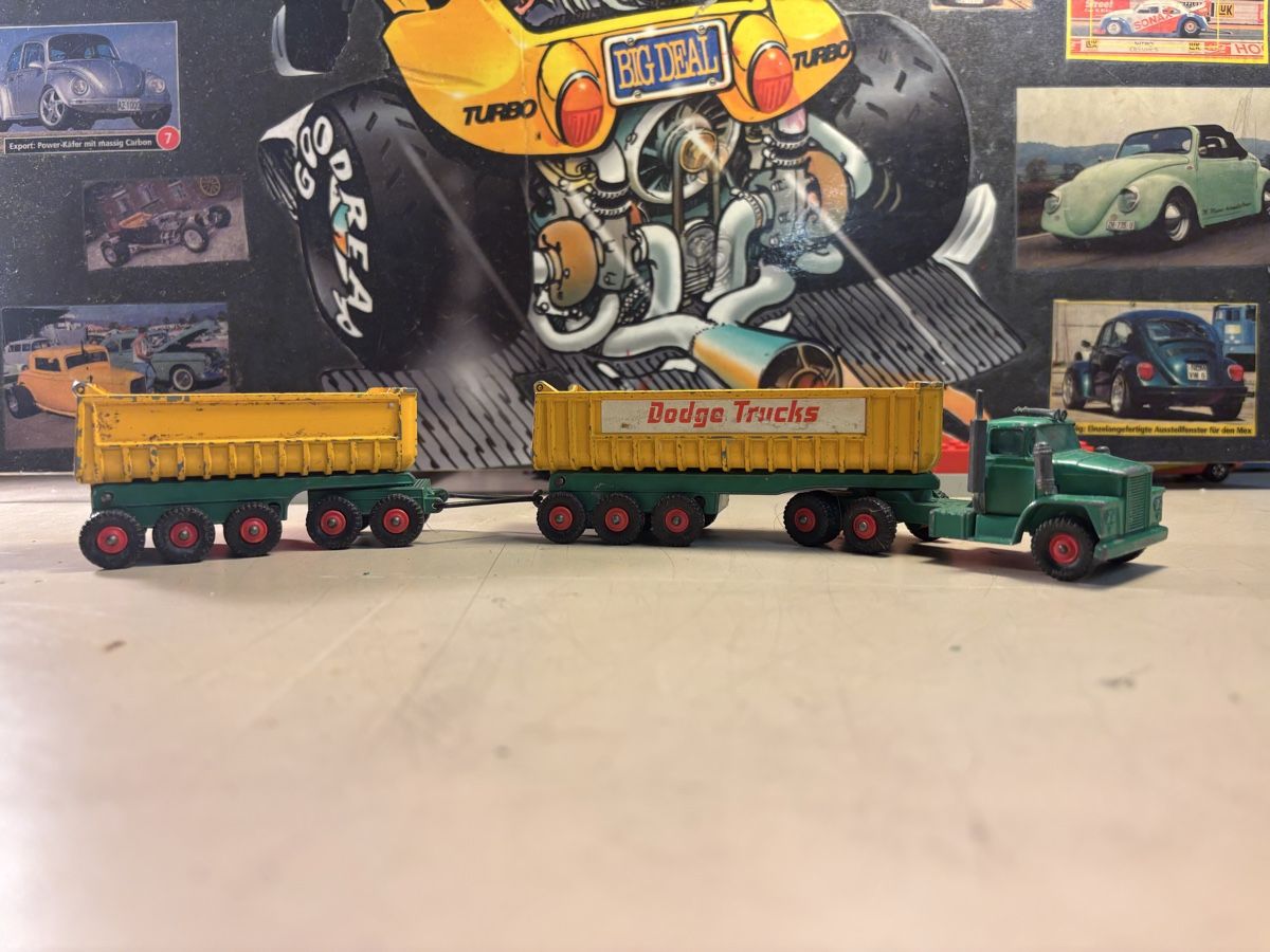 Matchbox Modellini d'auto: Matchbox King Size Dodge Tractor – Usato da Möriken AG venduto da Classics16 3