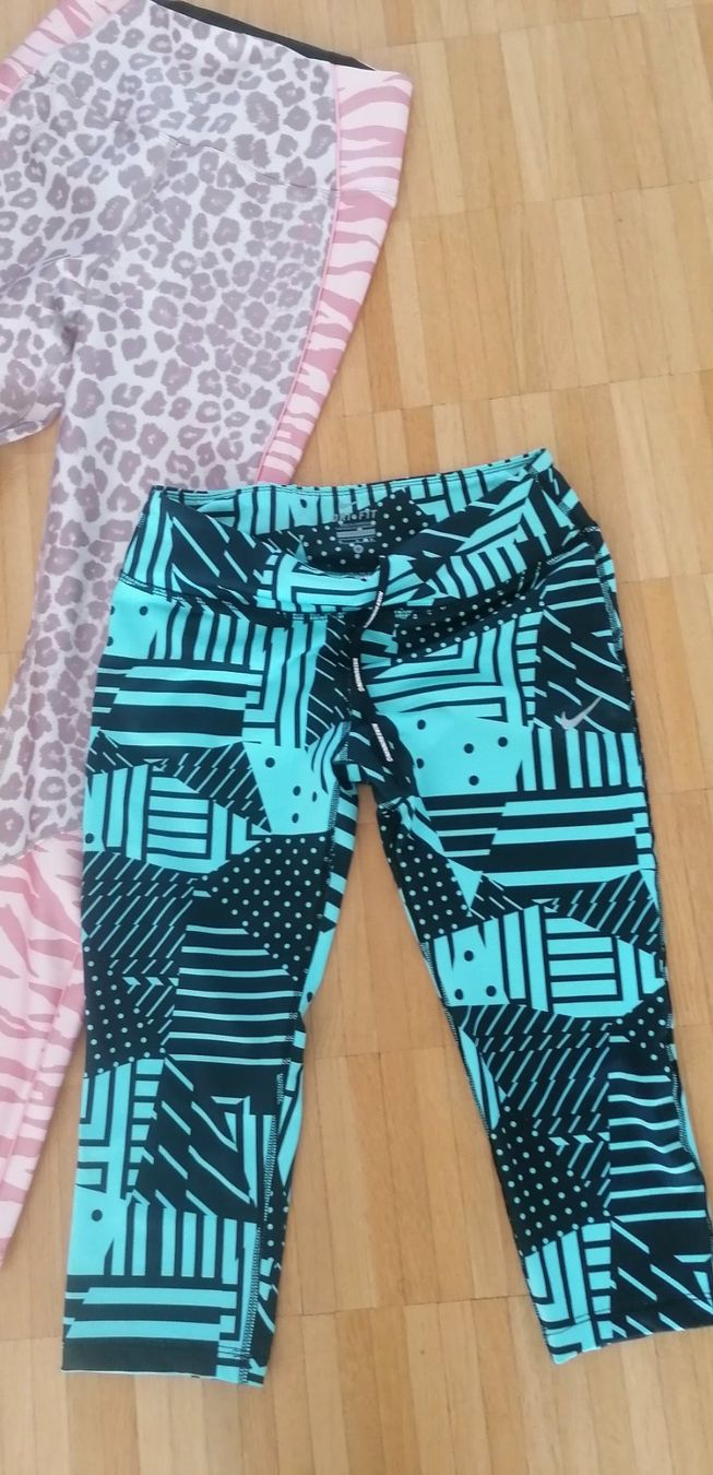Nike Leggings: Nike Sportlegging – Usato da Laufenburg venduto da megane1959 1