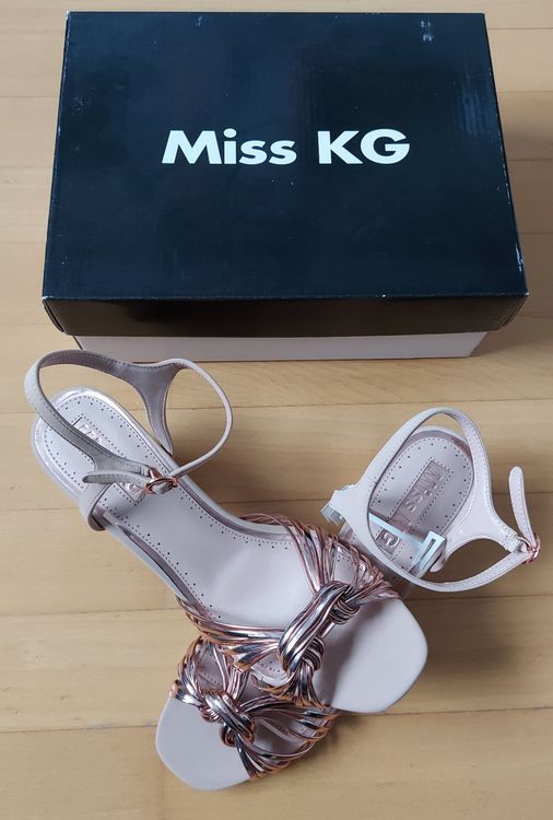 Miss kg outlet pumps