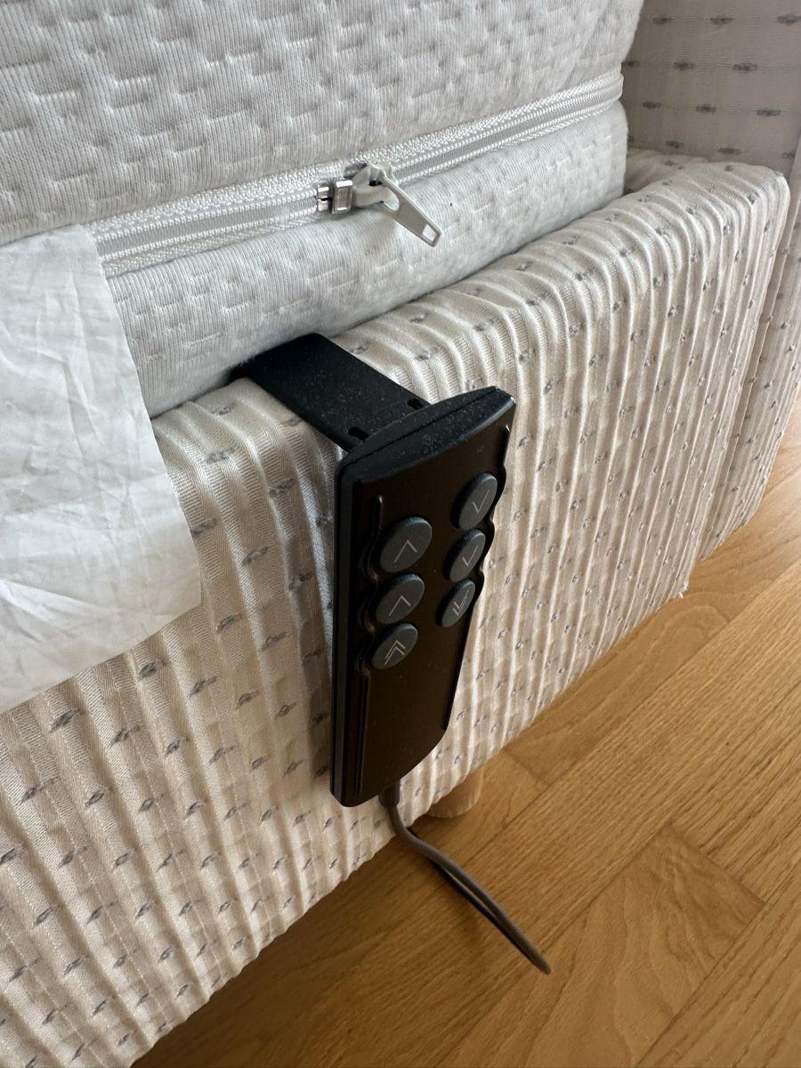 Letti: Elektr. verst. Einzelbett inkl. hochwertiger Matratze – Usato da Masein venduto da mar_hsd7 3