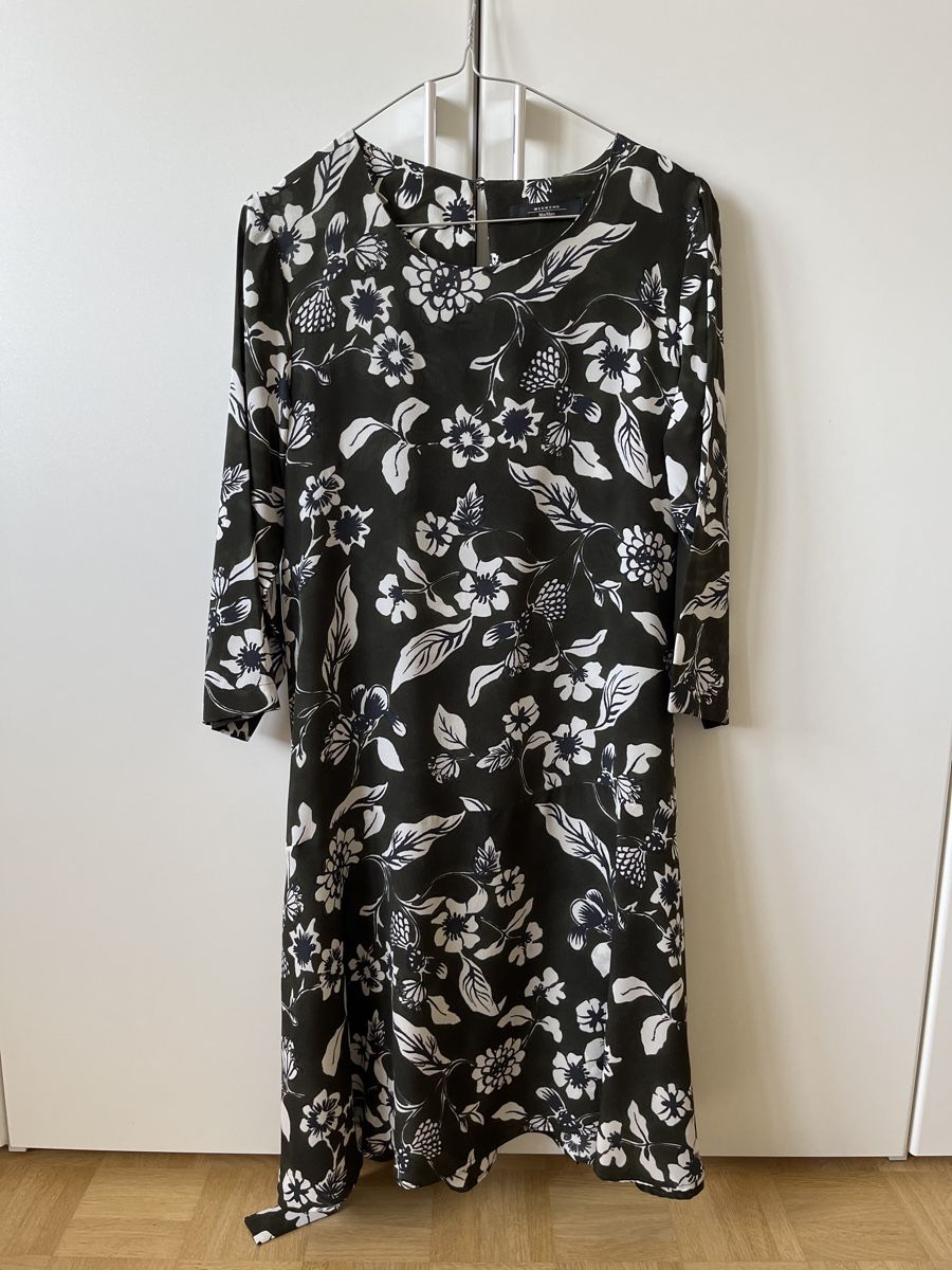 Max Mara Vestiti: Weekend Max Mara Kleid, Grösse 38, Blumenmuster, Top! – Usato da Zürich venduto da Kleanthy